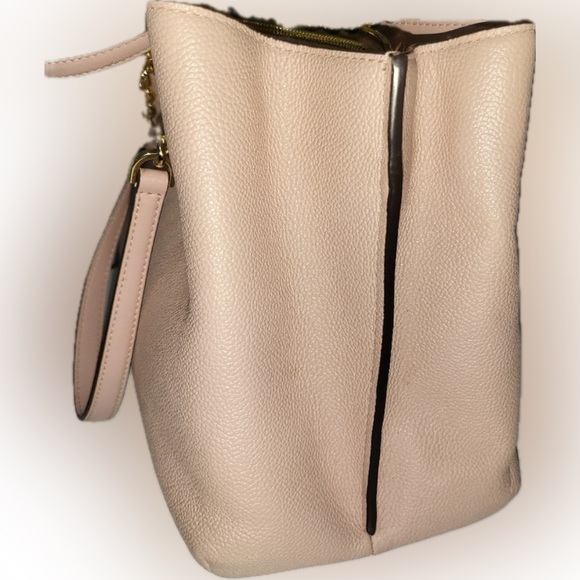 EUC Michael Kors Shoulder Bag - Picture 4 of 6